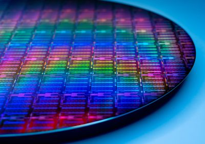Gartner rivede i dati del 2024: NVIDIA al vertice del mercato dei semiconduttori, Intel terza
