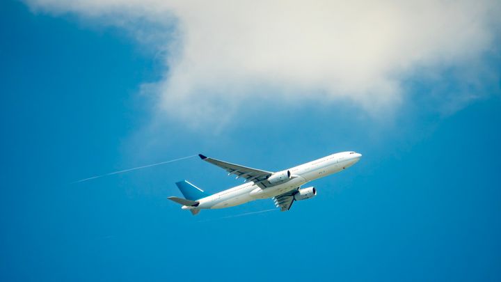 Sistema anticollisione degli aerei di linea, i punti deboli scoperti da un team di ricerca