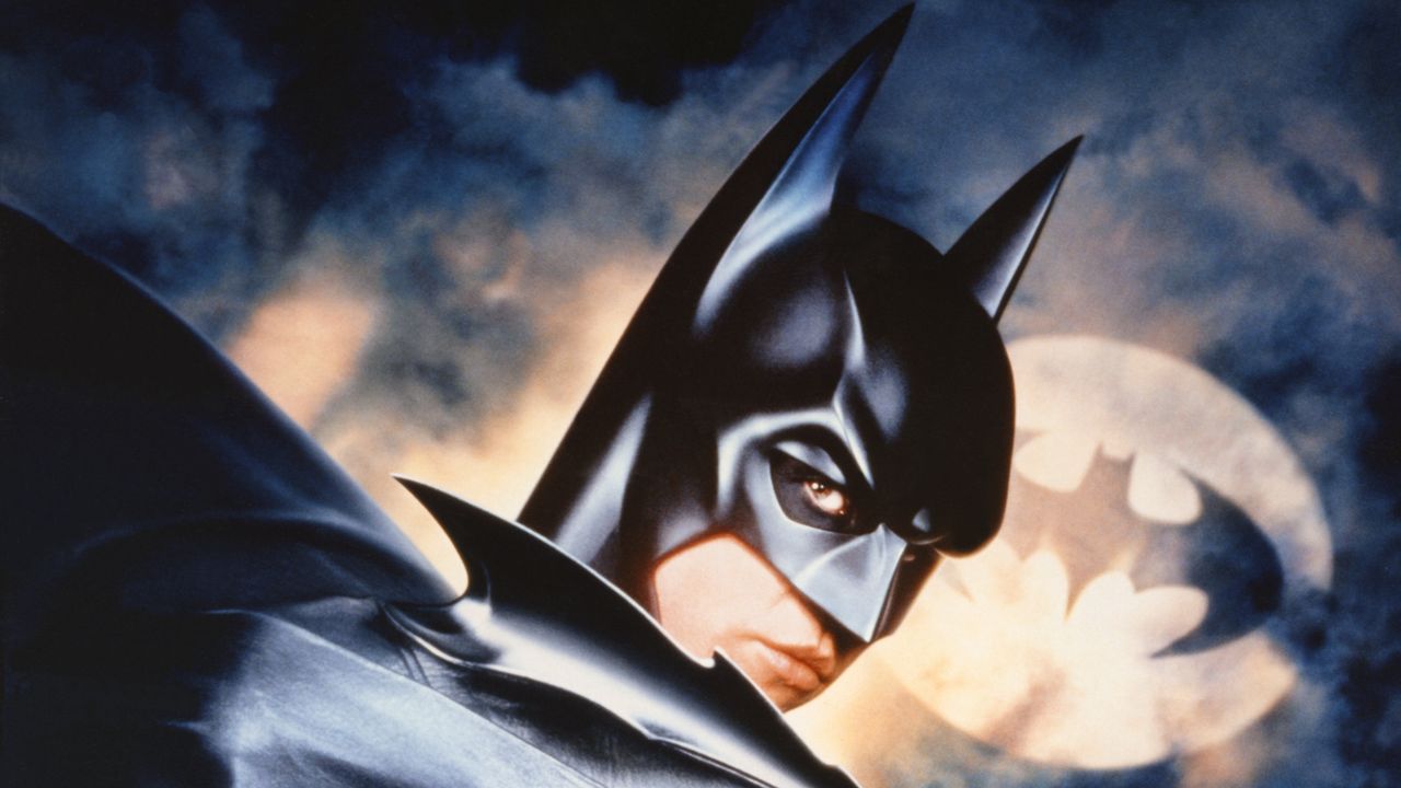 Val Kilmer, la carriera dell’attore scomparso e quel Batman che andrebbe rivalutato