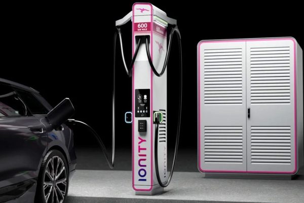 Ionity installerà le prime colonnine Megawatt dell'italiana Alpitronic