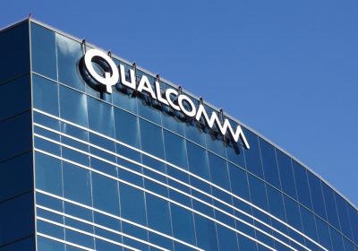 La britannica Alphawave nel mirino di Qualcomm dopo il ritiro di Arm