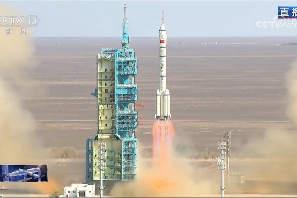 La missione Shenzhou-20 ha effettuato il docking con la stazione spaziale cinese Tiangong