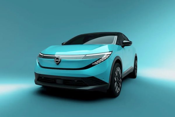 La nuova Leaf è più Tesla che Nissan nelle nuove immagini spia