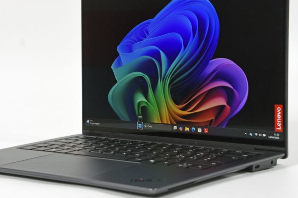 Lenovo ThinkPad X9-14 Aura Edition: leggero e sottile per i professionisti