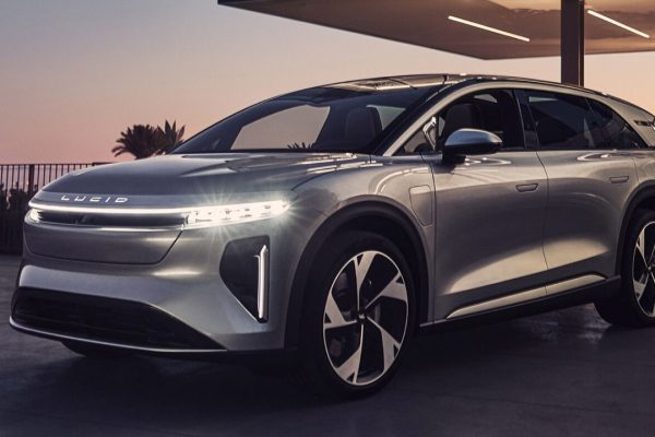 Lucid acquisisce fabbrica e asset di Nikola, e salva 300 lavoratori