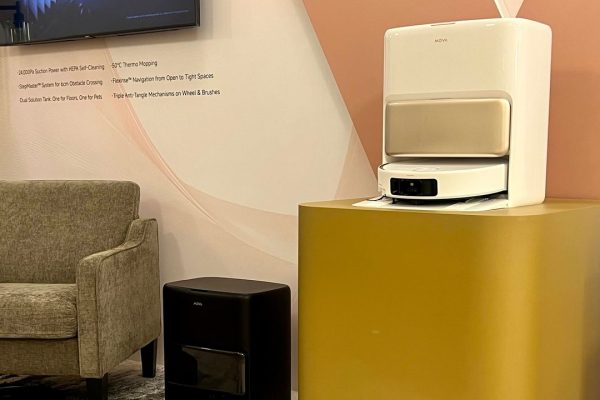 Tutti i nuovi aspirapolvere Mova in vendita in Italia