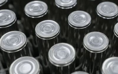 Più energia in meno spazio: le nuove batterie ad acqua pronte per lo stoccaggio