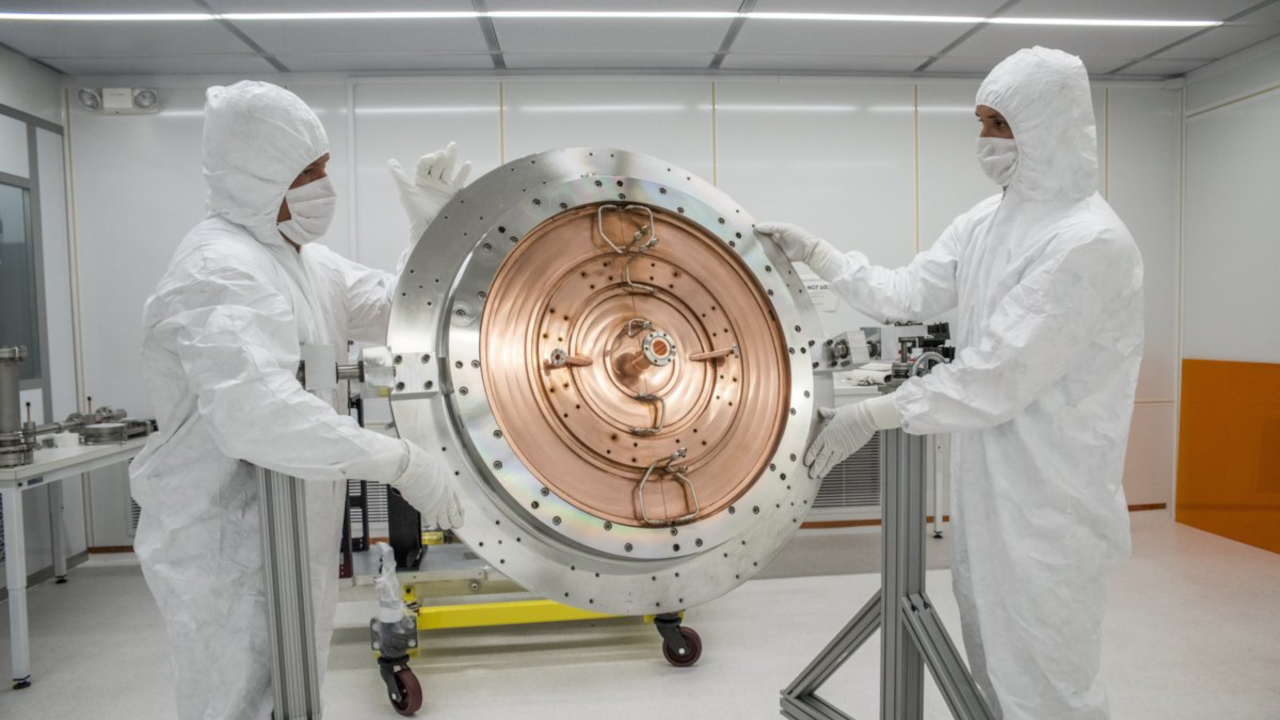 Pat Gelsinger scommette su xLight per rivoluzionare la litografia EUV