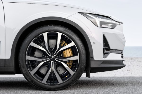 Polestar 2, arriva la versione Model Year 2026: ecco tutte le novità dell'auto elettrica