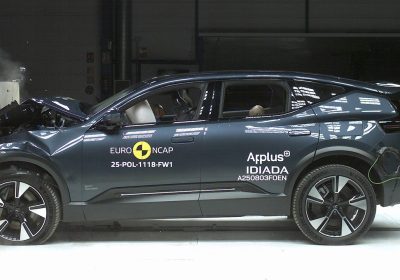 Euro NCAP 2026, cambiano completamente i crash test: occhi puntati su schermi, maniglie automatiche e molto altro