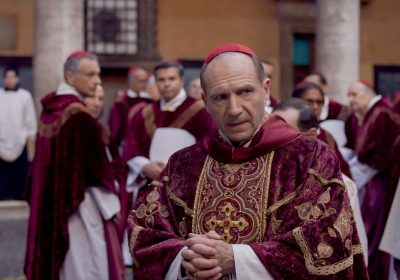 Dove vedere Conclave, il film perfetto per questo momento