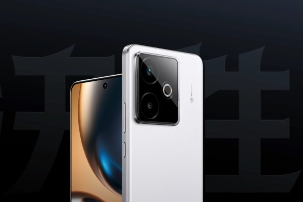 Realme GT7 ufficiale: specifiche da top di gamma a un prezzo super competitivo