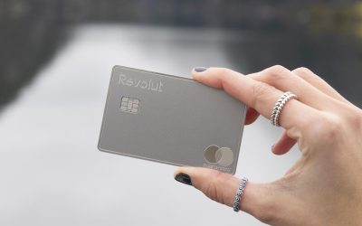 Revolut elimina le commissioni di cambio nel weekend per i viaggiatori Premium, Metal e Ultra