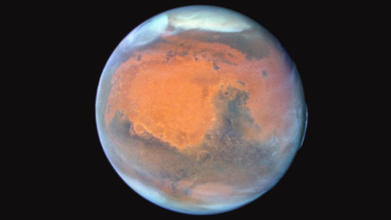 Rilasciate nuove immagini di Marte catturate dal telescopio spaziale Hubble per celebrare il 35° anniversario