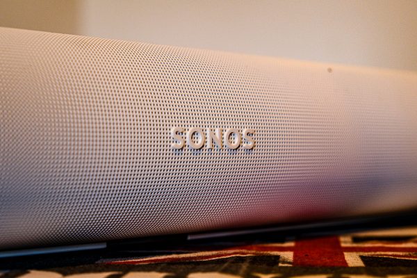 Sonos Arc Ultra: con il driver SoundMotion si può anche fare a meno del subwoofer