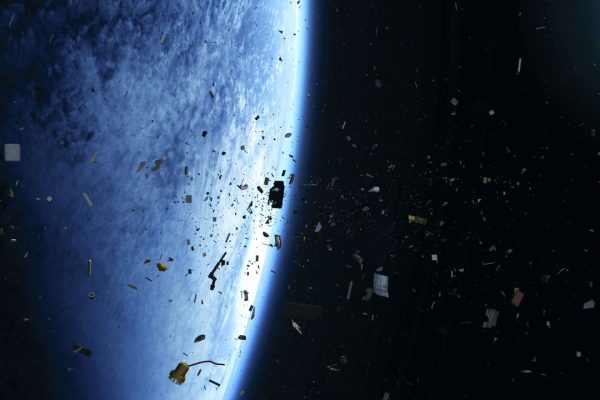 Detriti spaziali potenzialmente pericolosi, oltre un milione fluttuano intorno alla Terra
