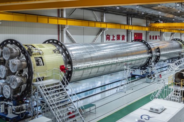 Sta proseguendo l'assemblaggio del razzo spaziale cinese riutilizzabile Landspace Zhuque-3