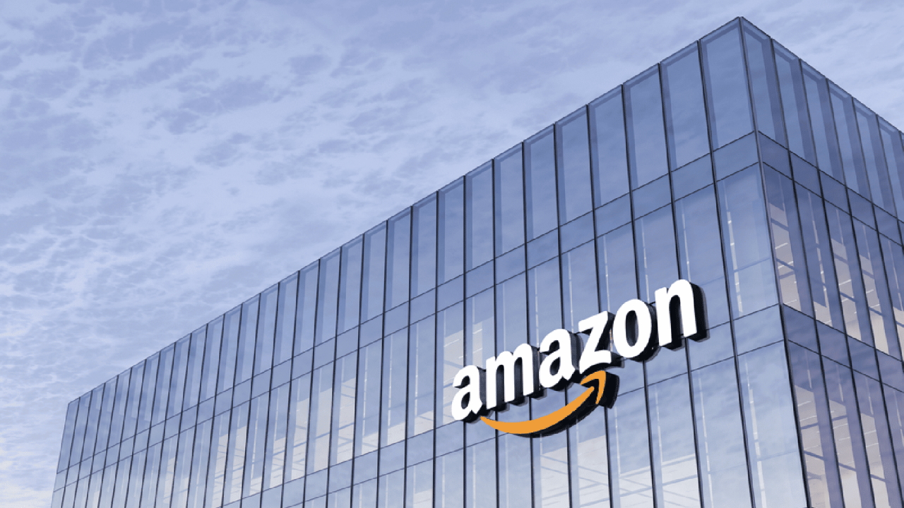 Tutte le offerte Amazon da non perdere oggi: sconti top su MacBook M4, iPhone 16 Pro, iPad e Smart TV!