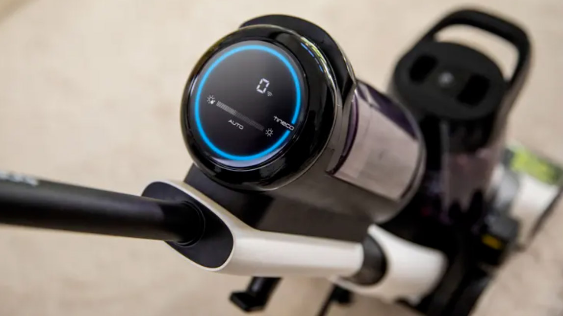 Una serie di coupon taglia drasticamente i prezzi delle scope elettriche lavapavimenti Tineco su Amazon: prezzi super, a partire da 379€