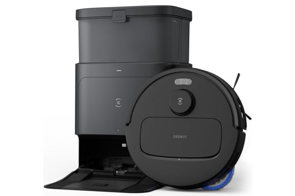 Lava anche con acqua calda, aspira a 10.000 Pa: ECOVACS Deebot N30 PRO OMNI crolla a 399€ su Amazon, è un grande affare