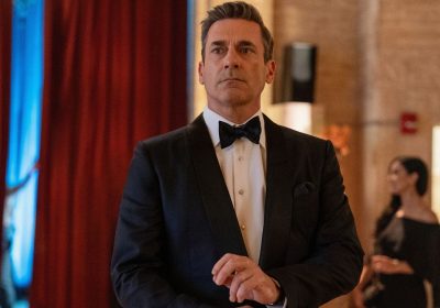 Your Friends and Neighbors, la recensione della serie satirica su Apple Tv+