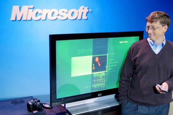 Bill Gates festeggia 50 anni di Microsoft, pubblica codice del primo software – Notizie