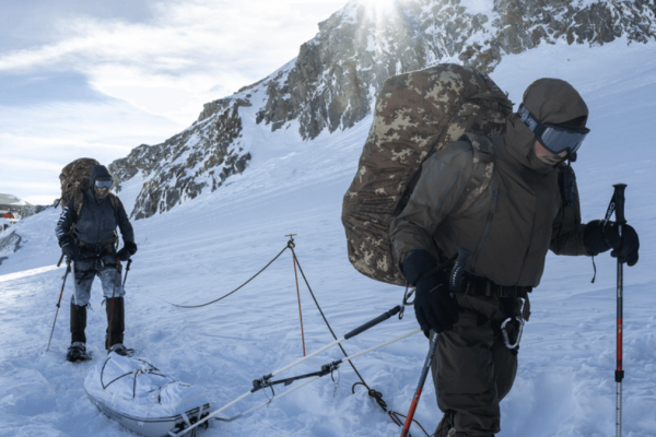 Artico, l’esercito italiano ha simulato una guerra tra i ghiacci