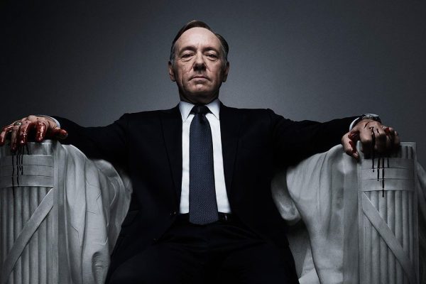 Frank Underwood è tornato, Kevin Spacey riprende il suo mitico personaggio