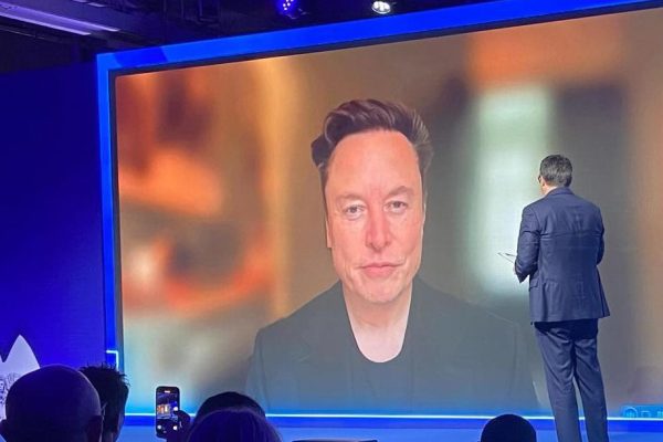 Cosa ha detto Elon Musk al congresso della Lega a Firenze