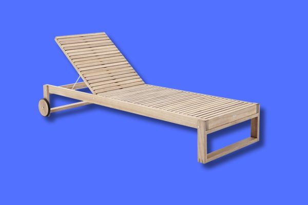 8 lettini prendisole che trasformeranno il tuo giardino in un angolo di spiaggia