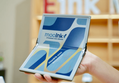 Il primo lettore ebook con display eink pieghevole