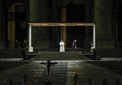 Papa Francesco morto, le 20 foto simbolo del pontificato di Bergoglio