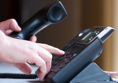 Call center, l’AI che cambia gli accenti in tempo reale non è una buona idea