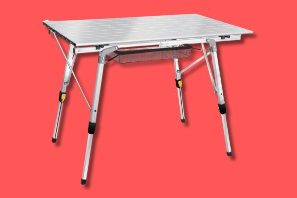8 tavoli da campeggio per l’outdoor che puoi arrotolare, piegare e regolare come vuoi