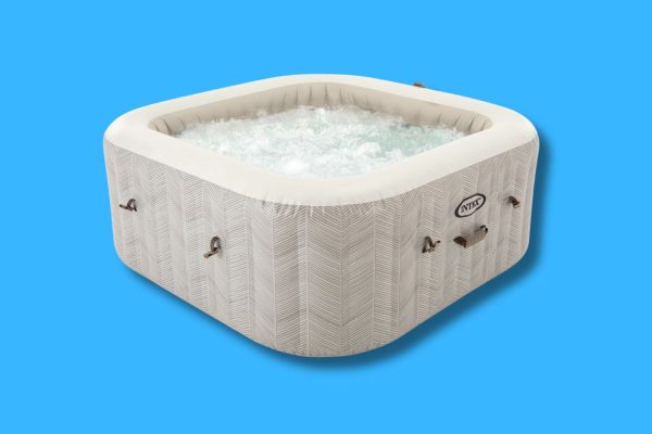 Le migliori vasche idromassaggio gonfiabili per il tuo relax all’aria aperta