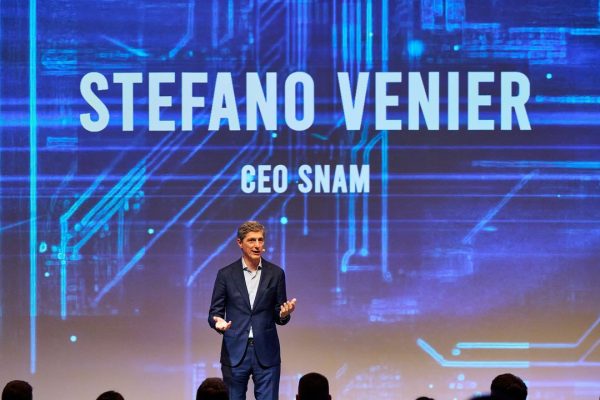 Snam, il piano per innovare la rete del gas in Italia