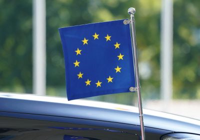 L’Ue dipendente dal digitale Usa, assorbe 70% dei ricavi cloud – Notizie