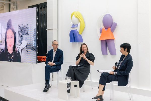 Seamless Singularities, una riflessione senza pregiudizi su artificial intelligence e creatività