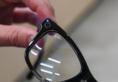 Meta vuole integrare il riconoscimento facciale nei suoi occhiali smart Ray-Ban