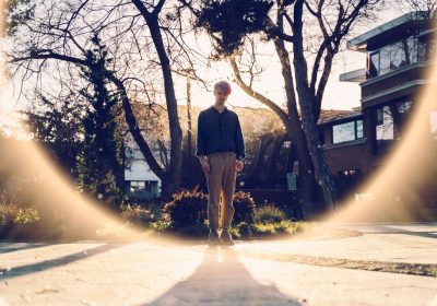 Esiste un’aura di biofotoni emessa da tutte le creature viventi che scompare con la morte