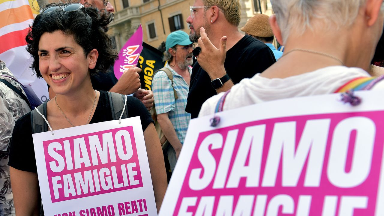 Procreazione assistita, la consulta dà il via libera, da oggi entrambe le madri possono riconoscere il figlio