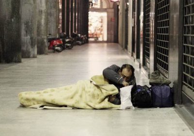 Assistenza sanitaria alle persone senza fissa dimora, la legge c’è ma non vale ancora per tutti