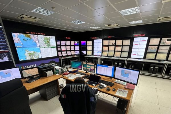 Terremoto a Napoli, cosa non va nei decreti del governo per i Campi Flegrei