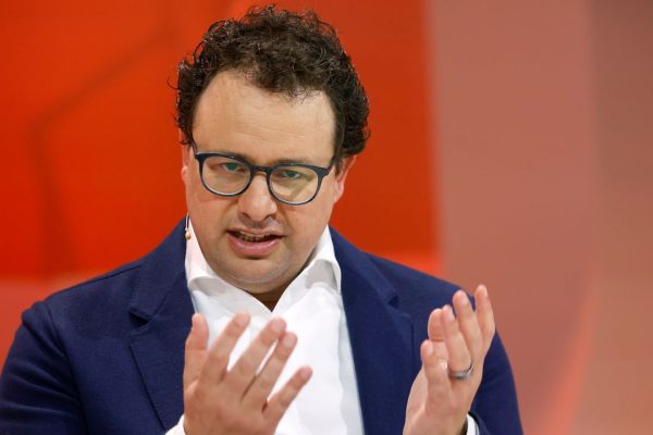 Per Dario Amodei (Anthropic) l’AI porterà la disoccupazione americana al 10-20% in cinque anni