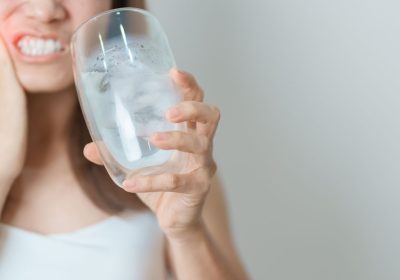 Sensibilità dei denti, è stato scoperto da dove arriva e c’entrano i pesci di milioni di anni fa