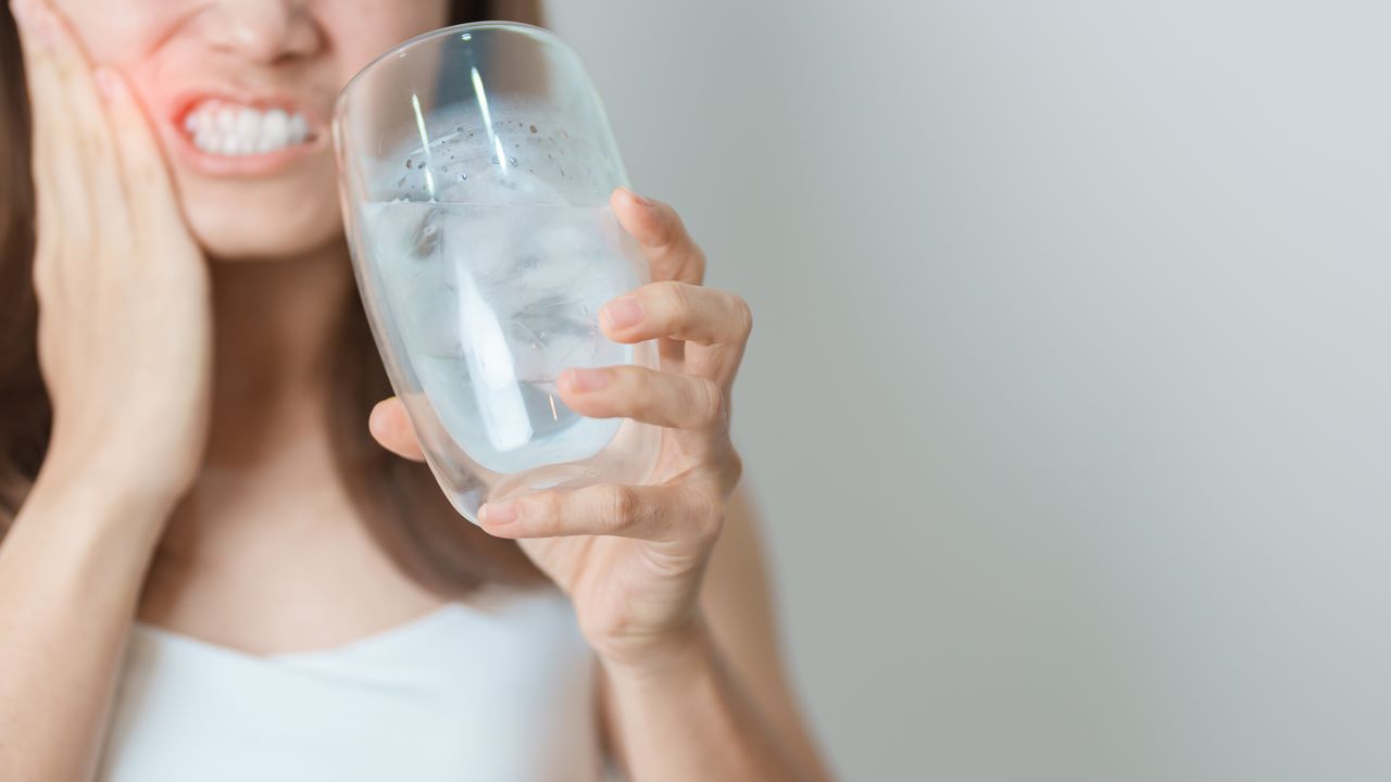 Sensibilità dei denti, è stato scoperto da dove arriva e c’entrano i pesci di milioni di anni fa