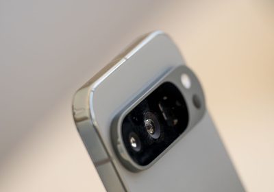 Pixel 10 fotografato dal vivo, ecco come sarà