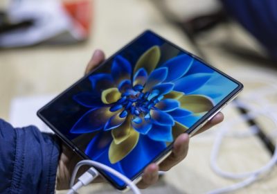 Samsung al lavoro sullo smartphone con tre schermi – Future Tech