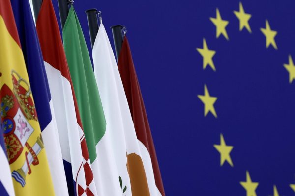 L’Ue valuta l’uso dei divieti dell’AI Act contro i deepfake sessuali – Notizie