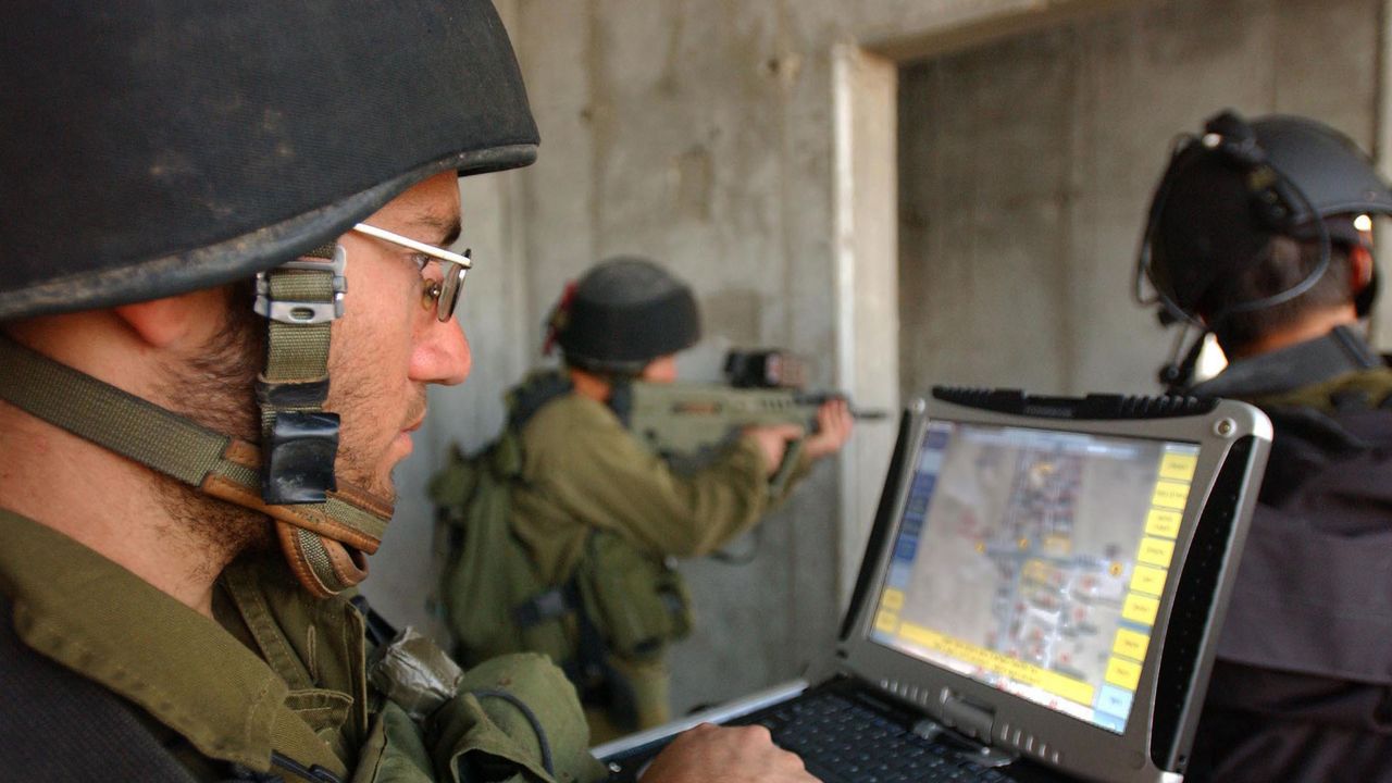 E se usassimo l’intelligenza artificiale per fare la pace, anziché la guerra?